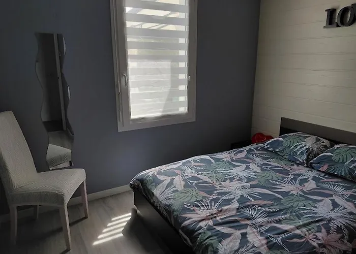 Holiday home Maison La Gachere Proche Mer, Foret *